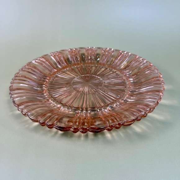 Set of 2 - Anchor Hocking -- Old Café Plates - Picture 7 of 14